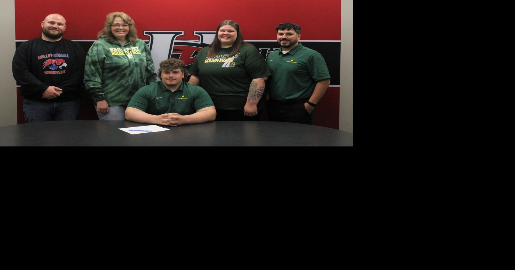 Holley's Jewell-Smith to wrestle at SUNY Brockport