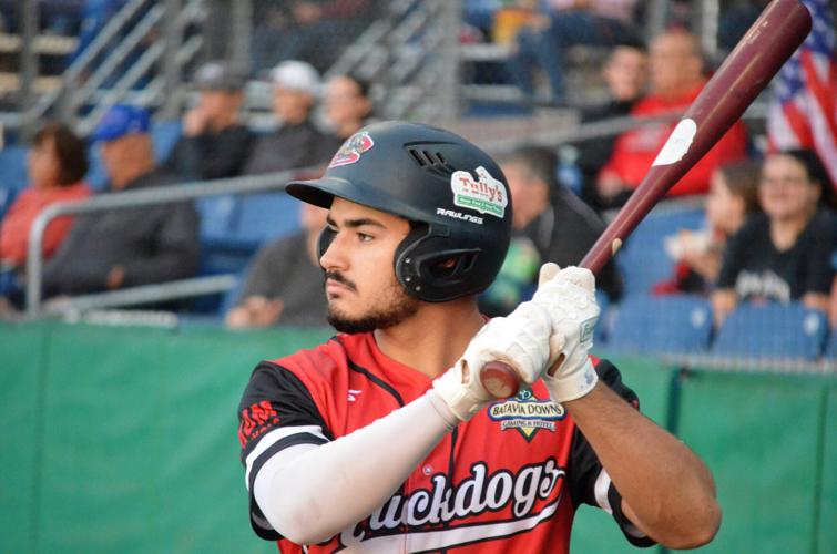 Muckdogs begin playoffs today; clinch top seed with 92 win Saturday