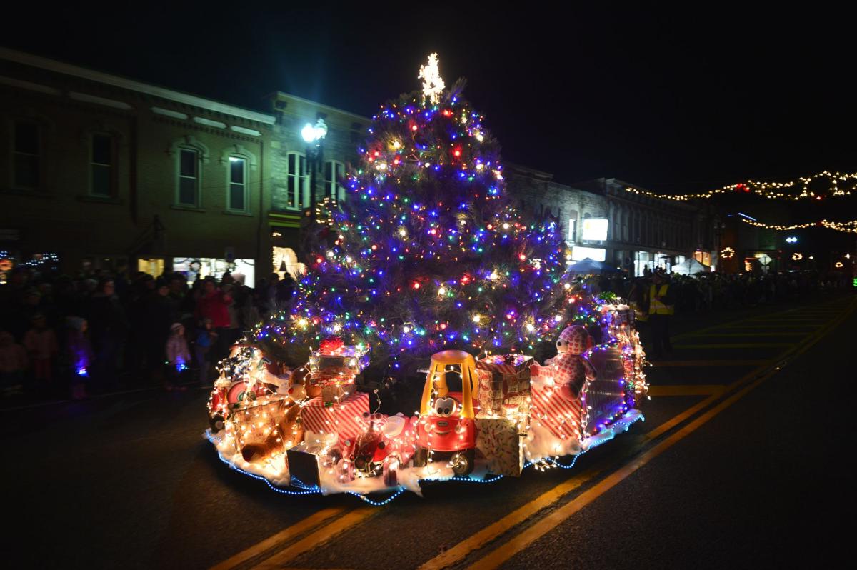 Christmas In Batavia Ny Parade Route 2022 Lighting Up The Christmas Season | Lifestyles | Thedailynewsonline.com