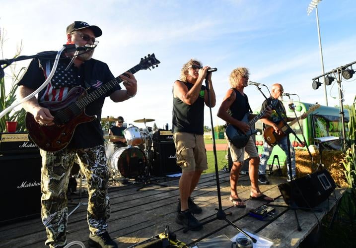 PHOTOS Rocking the stadium with Savage Cabbage Top Story