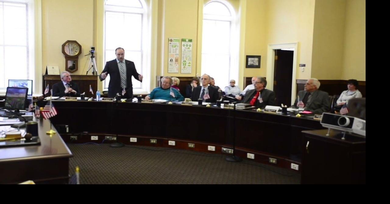 Town Supervisors vent anger at special meeting Multimedia