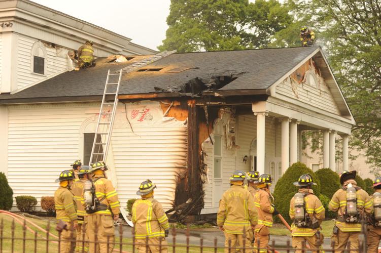 (UPDATE) WATCH Fire departments work to extinguish Marley Funeral Home