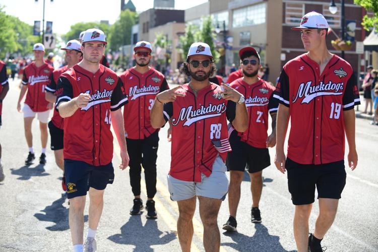(WATCH) A solemn holiday Memorial Day ceremonies remember sacrifices