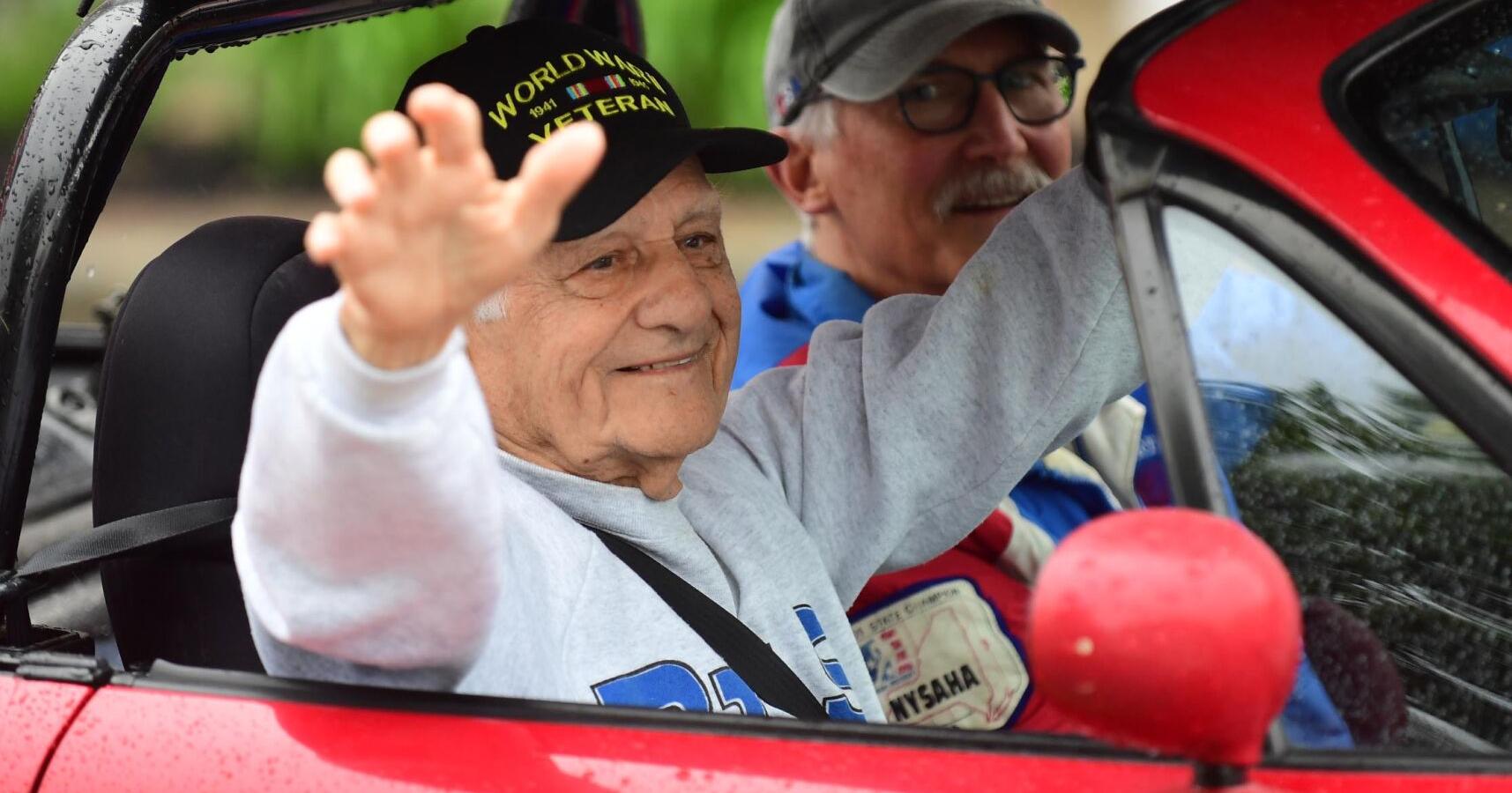 World War II veteran serves as grand marshal in Batavia parade - Vimarsana News
