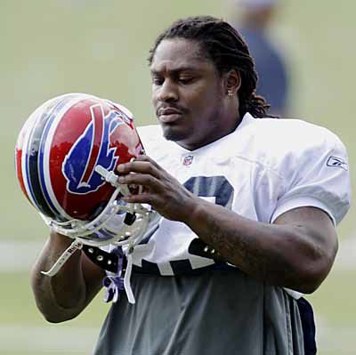 Top Five Reasons Buffalo Bills Won't Trade Marshawn Lynch To Green