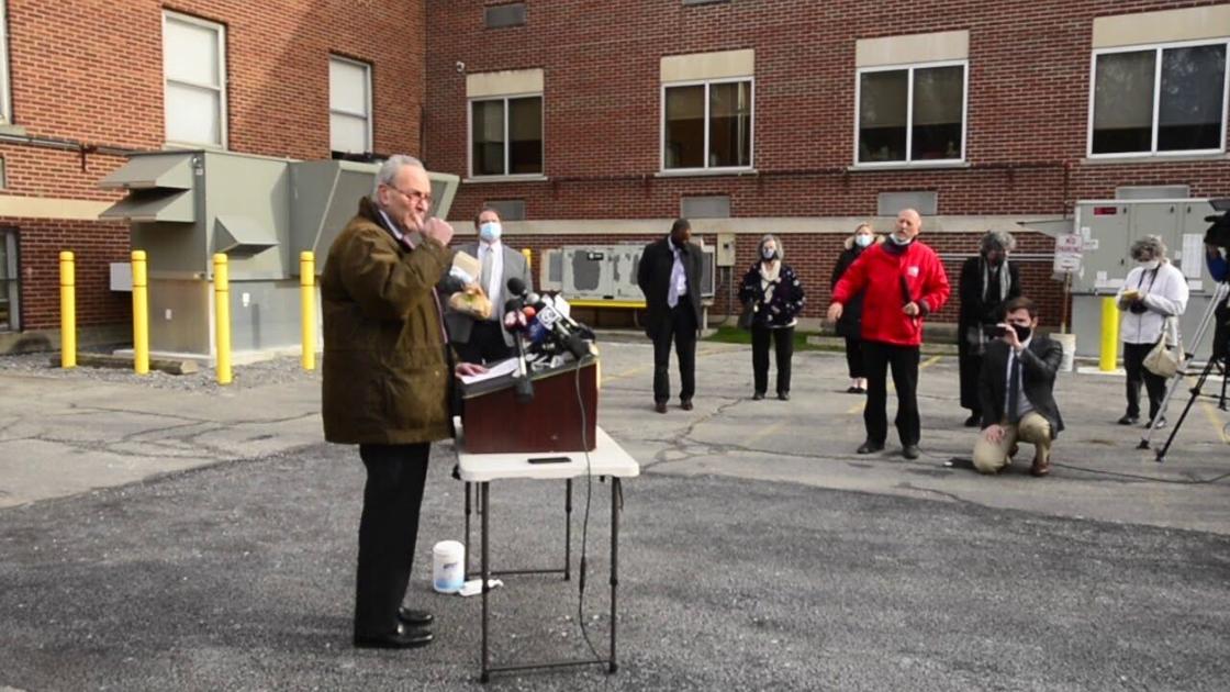 Senator Chuck Schumer talks Batavia Muckdogs