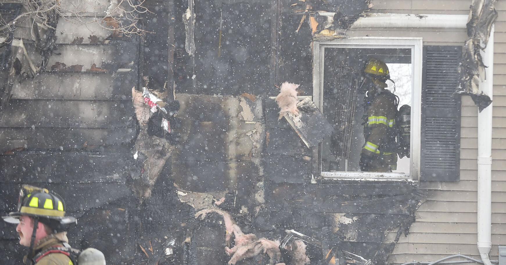 WATCH : No injuries in Le Roy house fire