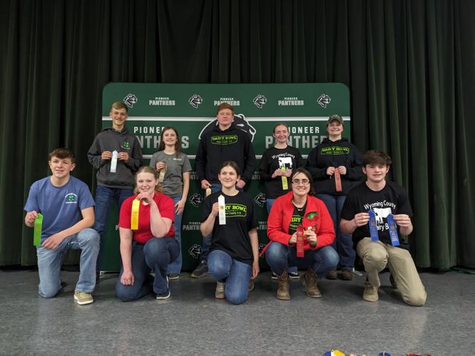 Area 4H'ers participate in Dairy Quiz Bowl Lifestyles
