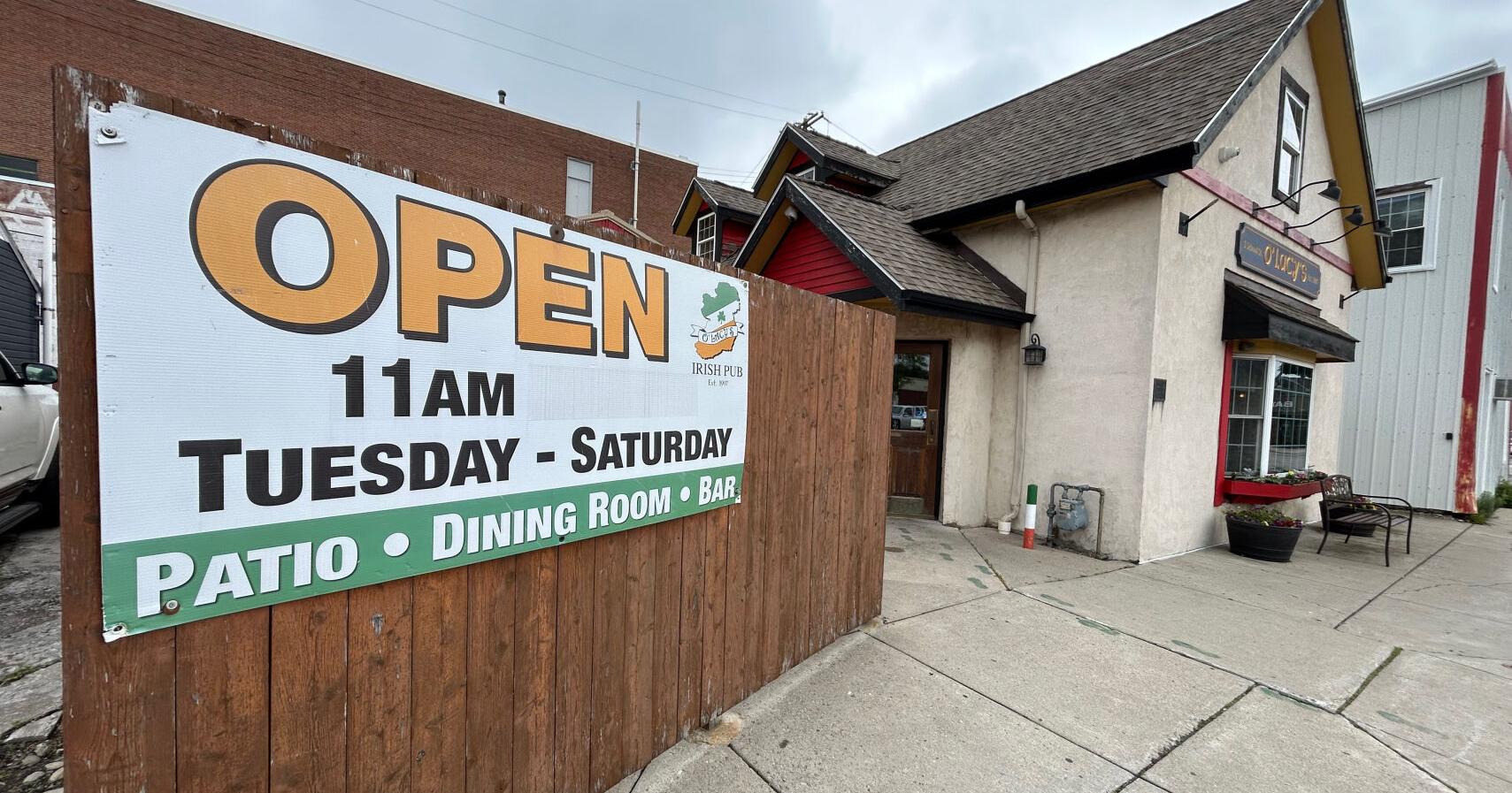 O'Lacy's reopens to large crowd - Vimarsana News