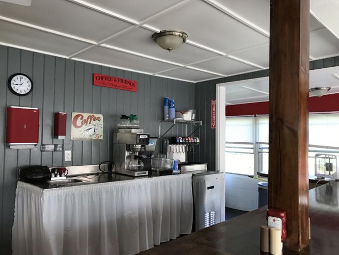 New barbecue opens in Batavia News |