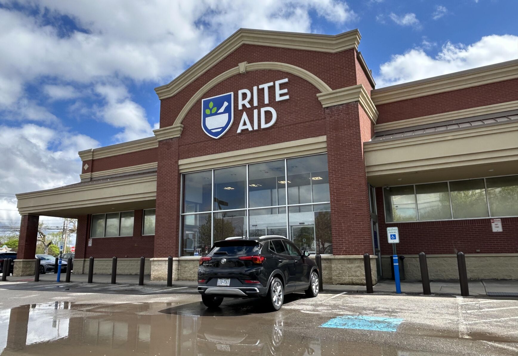 Does Rite Aid Sell Car Oil