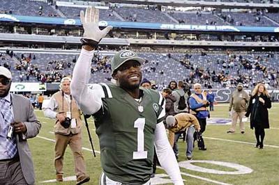 Ex-Eagles and Jets QB Michael Vick admits he wasn't living in