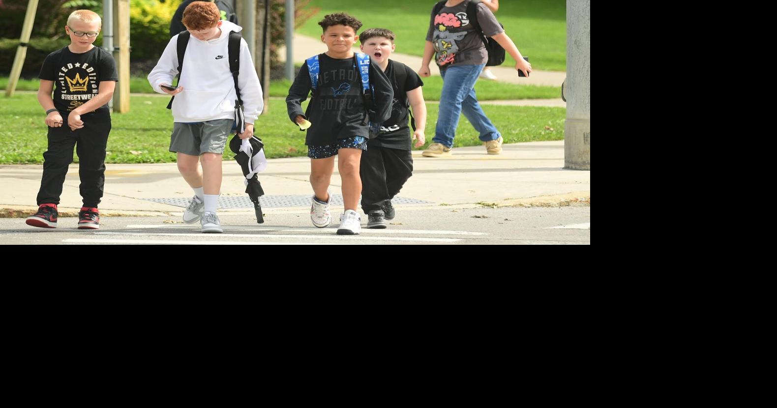 Back to school in Le Roy and Perry
