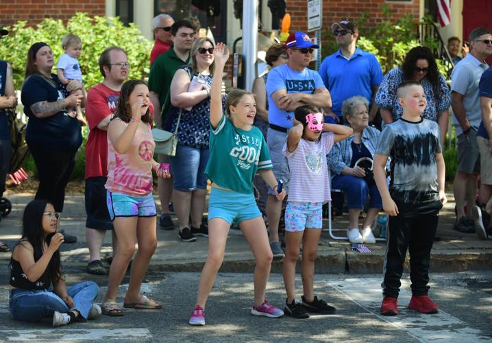 (WATCH) A solemn holiday Memorial Day ceremonies remember sacrifices