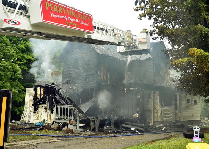 Roof rescue needed in Silver Springs fire Top Story