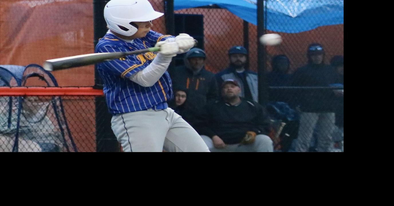SEC. V BASEBALL: Briggs delivers remarkable two-way effort, powers ...