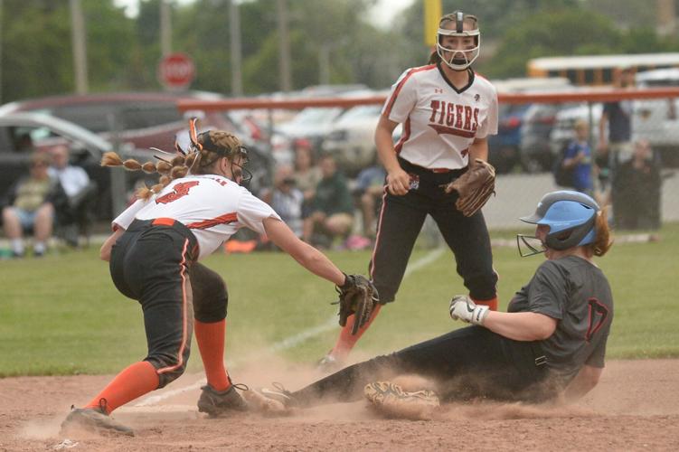 SOFTBALL Several players named allstate; CalMum grad Anderson named