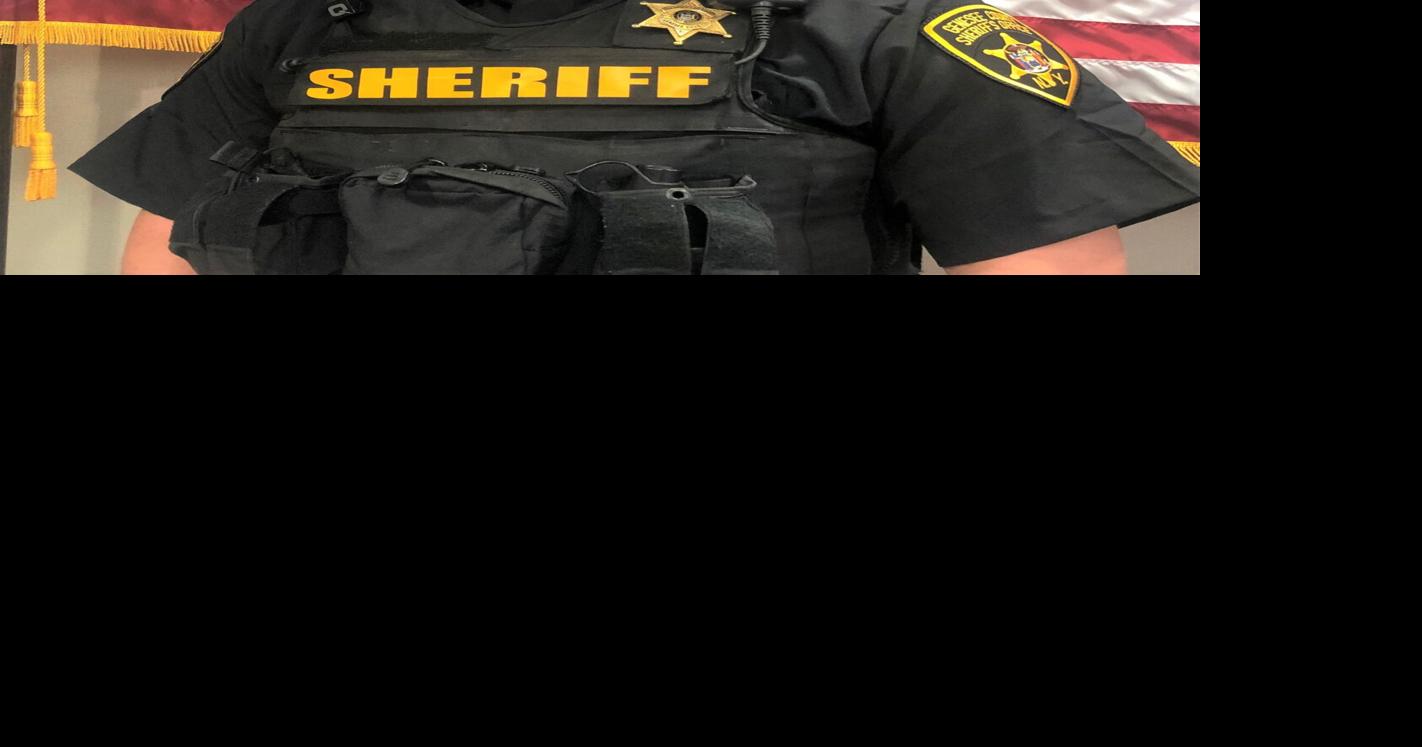 Shultz graduates from police training | Local News | thedailynewsonline.com