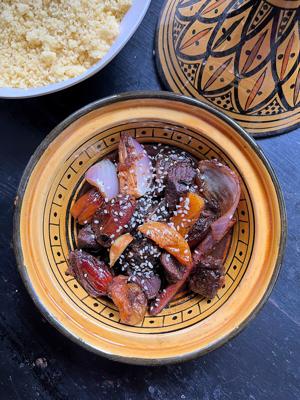 Lamb tagine with dates and shallots