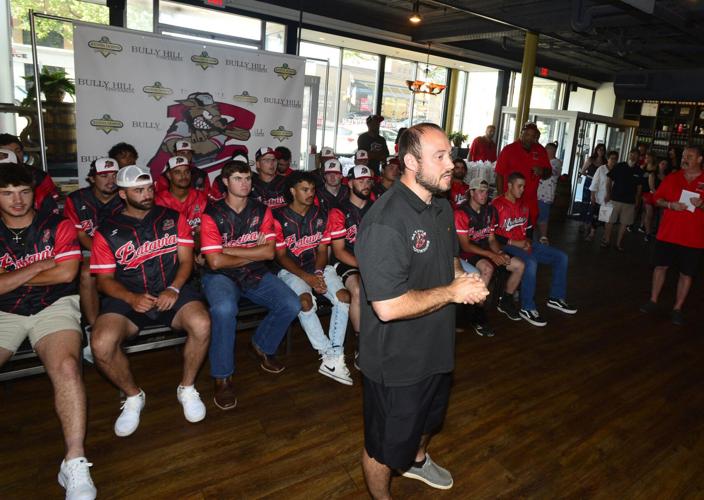 Muckdogs meet and greet the community