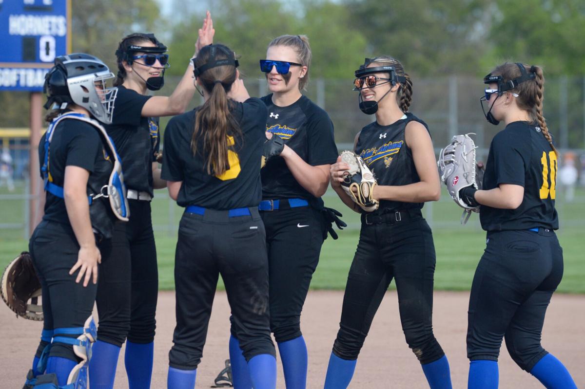 H.S. SOFTBALL OakfieldAlabama bounces back with win over Attica; ND