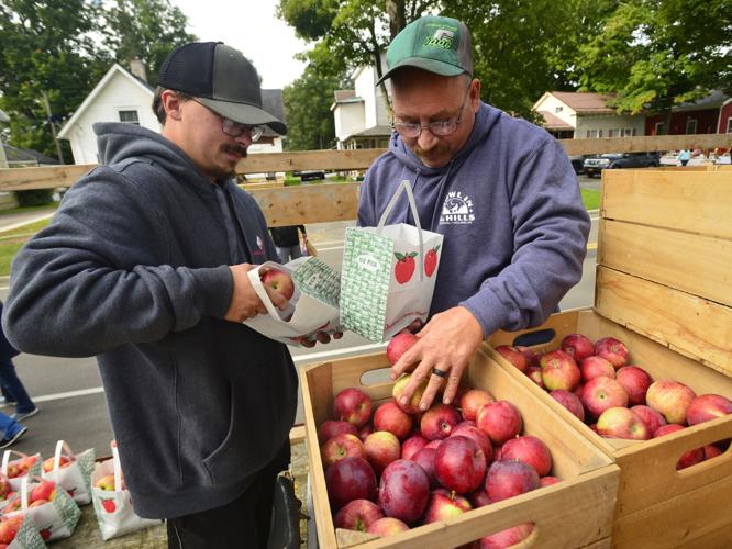 Wyoming celebrating AppleUmpkin Festival Top Story