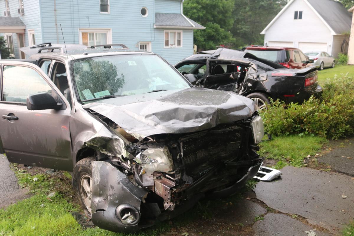 Minor injuries in threevehicle accident in Elba Local News