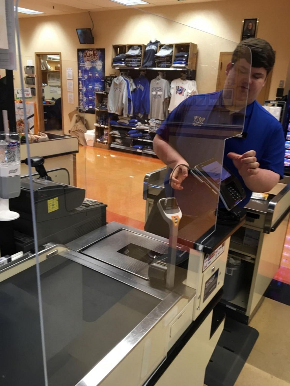 Supermarkets and pharmacies using plexiglass, home