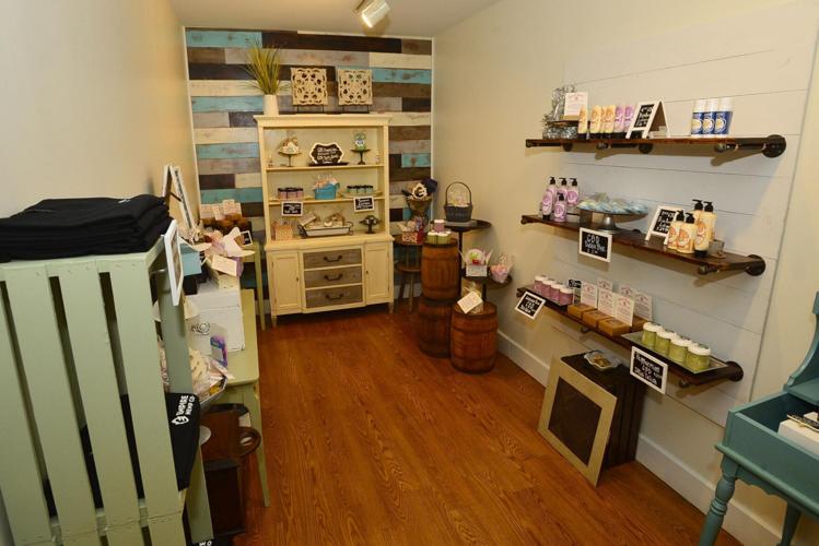 (WATCH) Health, healing & wellbeing Empire Hemp Co. opens retail