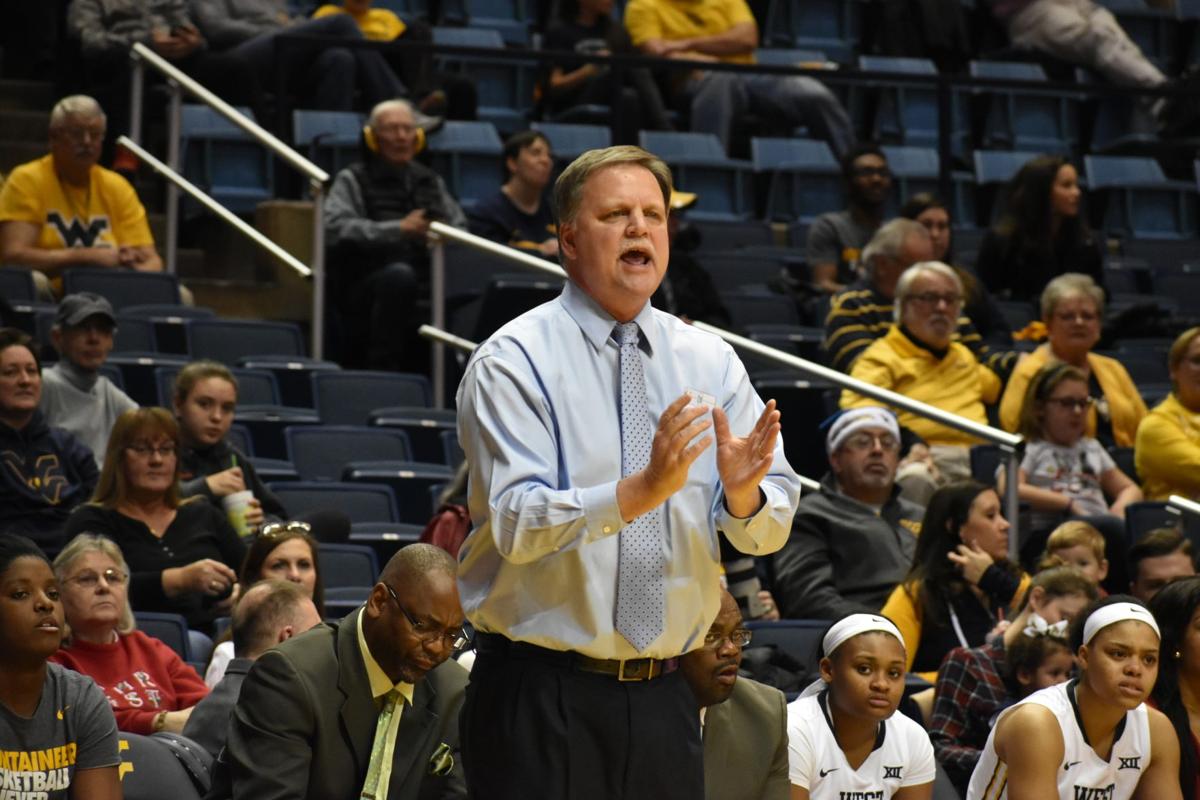 Davenport Muldrow Lead No 9 Wvu Over Morehead State 66 56