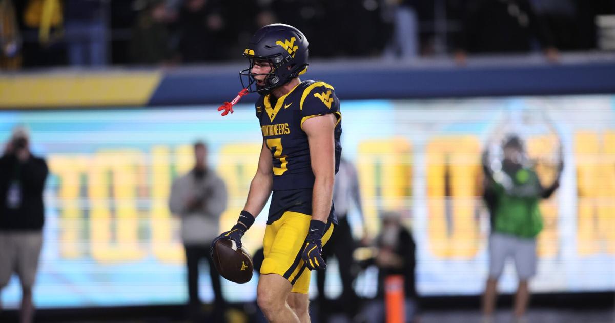Marchiol Marchiol leads WVU to victory in first start of season | WVU Football ...