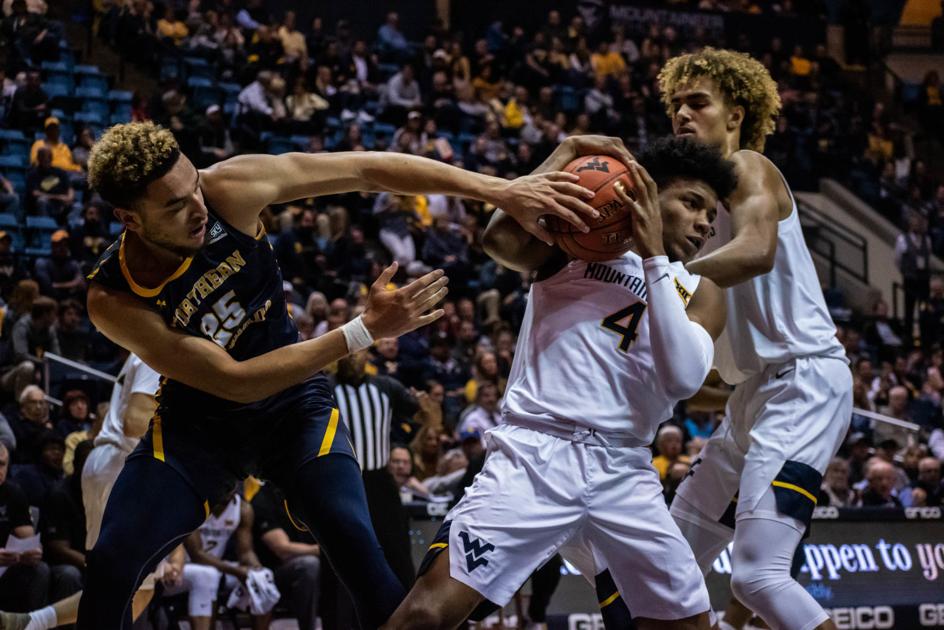 Men S Hoops Survives A Scare Against Northern Colorado Sports