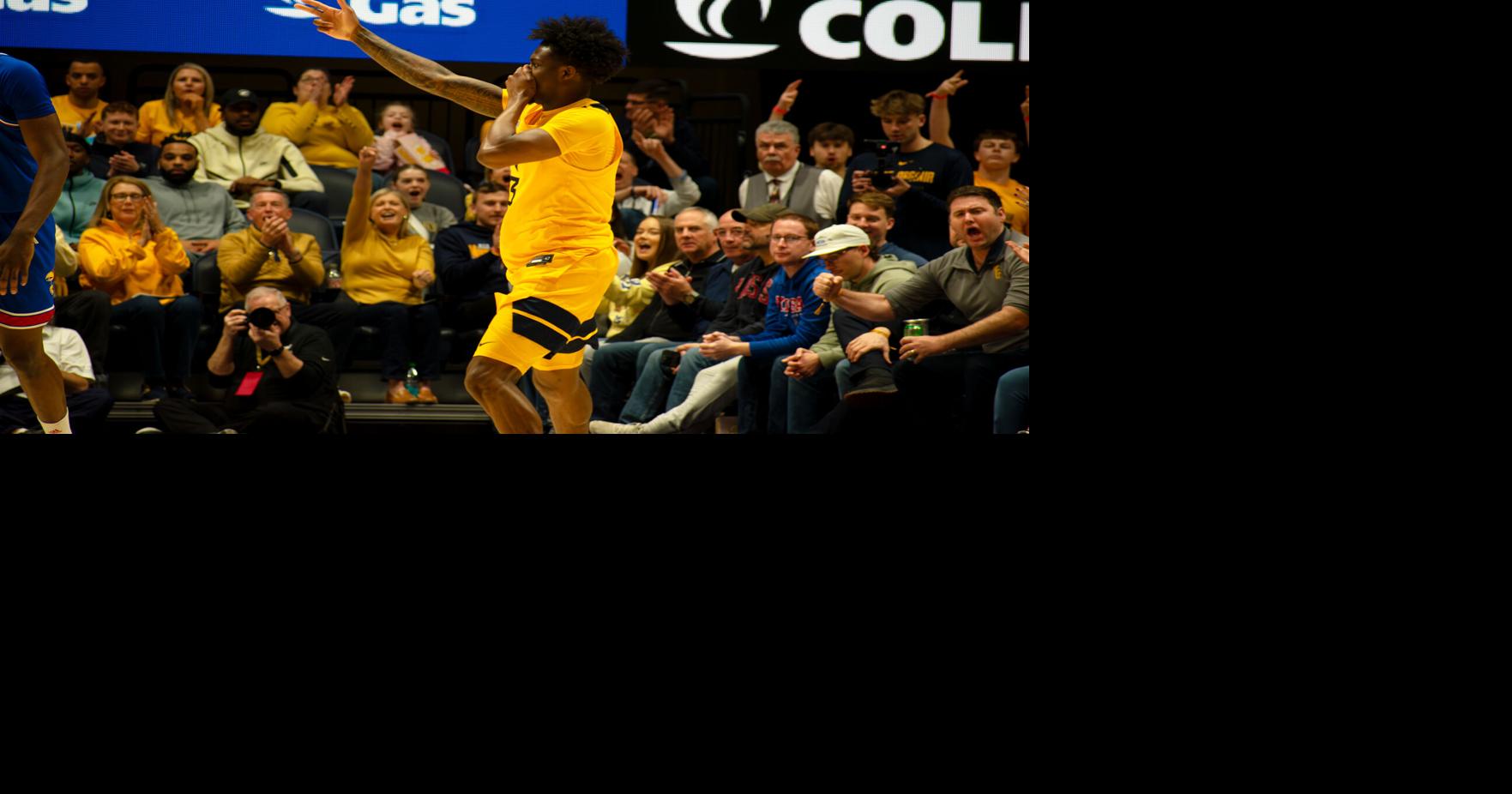 3-point barrage powers WVU offense in upset over No. 22 Kansas