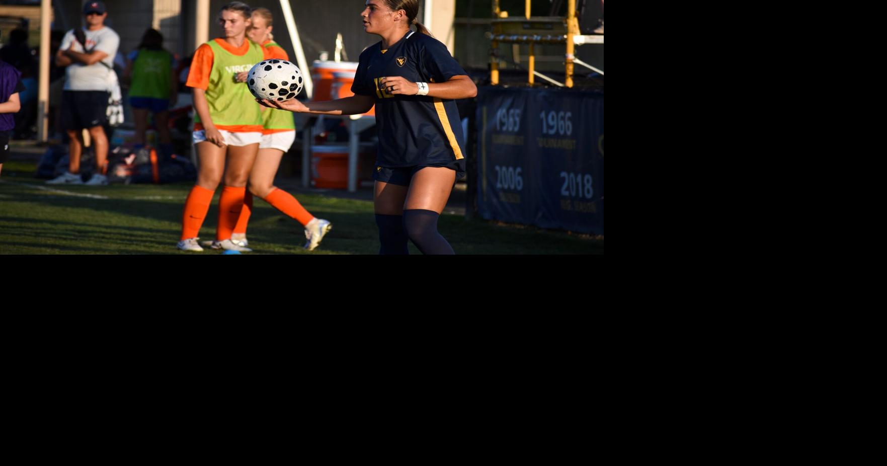Women’s Soccer extends unbeaten streak to 11 following tie with Kansas