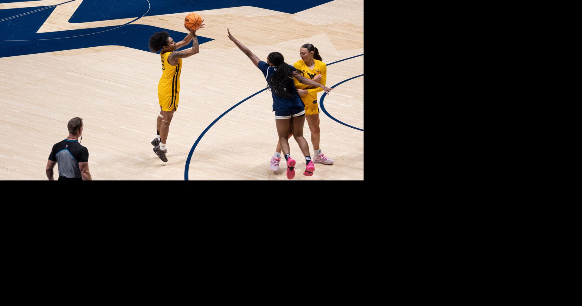 Women's Basketball crushes Houston in Big 12 opener