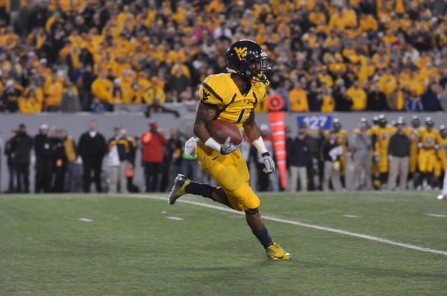 West Virginia's Geno Smith the favorite for Heisman Trophy - The