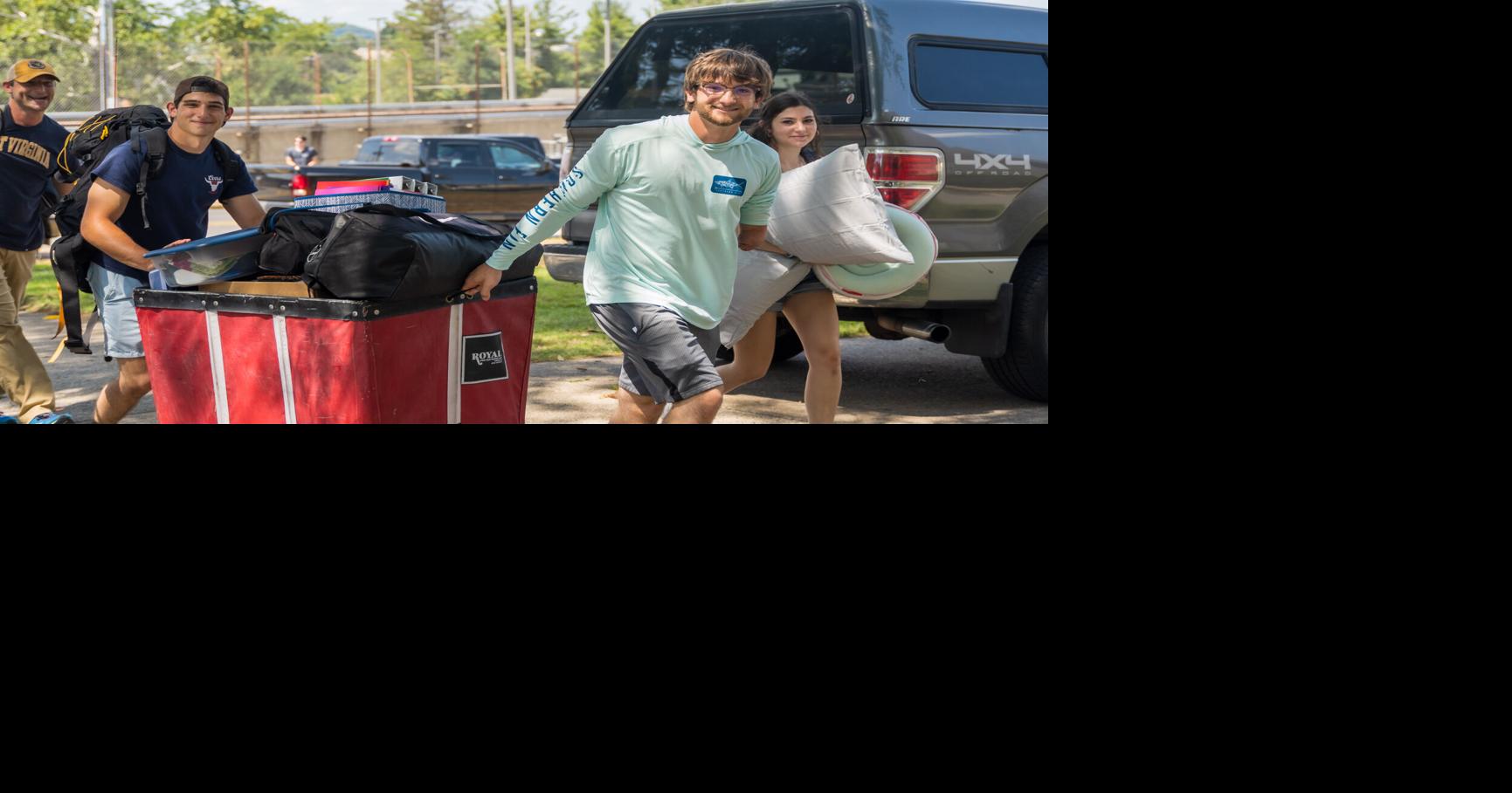 Fall move-in serves as initial tour of campus for many freshmen | News ...