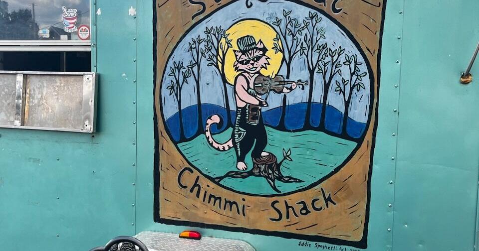 Stray Cat Chimmi Shack is the cat's meow - Vimarsana News