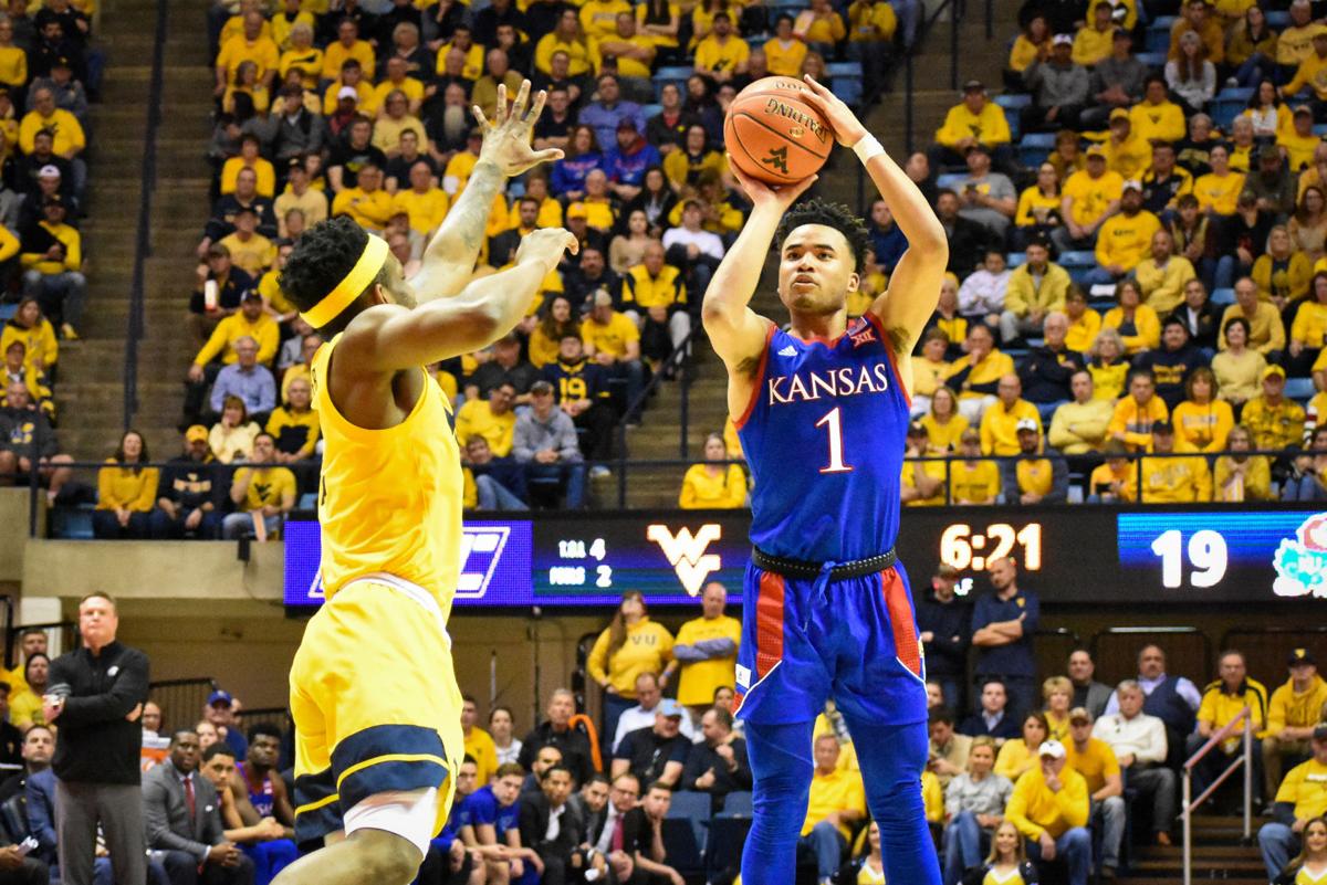 Big 12 Men S Basketball Kansas Wrestles Top Spot In Ap Poll From
