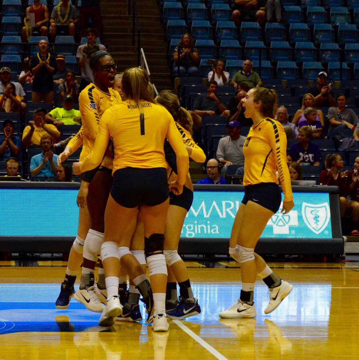 PHOTOS: WVU Volleyball vs. TCU (Sept. 20, 2017) | | thedaonline.com