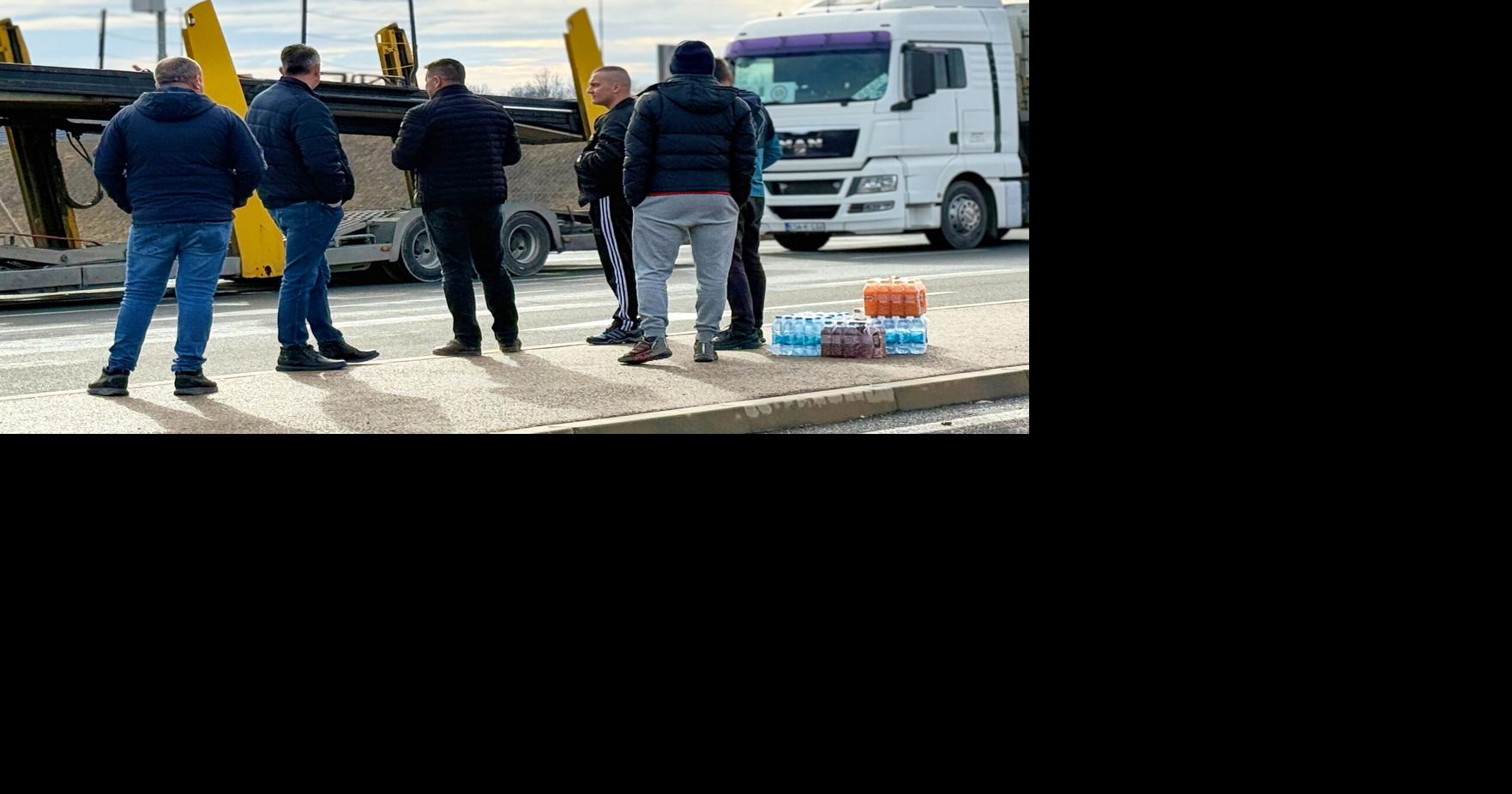 Balkan truck drivers block border crossing in protest of EU entry rules