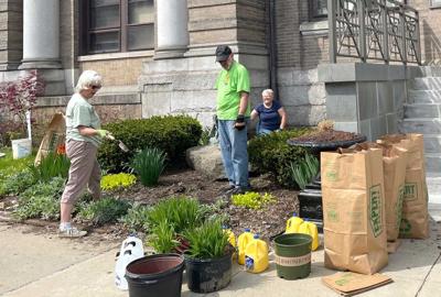Groups help out at OC cleanup day