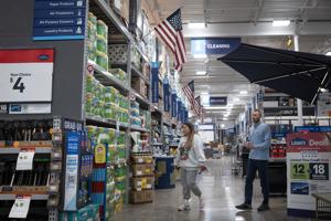 US consumer confidence falls on worse business, labor views