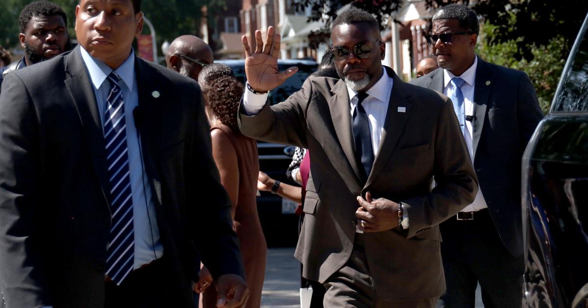Trade union jabs Chicago Mayor Brandon Johnson as mayoral petitions circulate Talia Soglin and A.D. Quig, Chicago Tribune Jul 29, 2026 50 mins ago