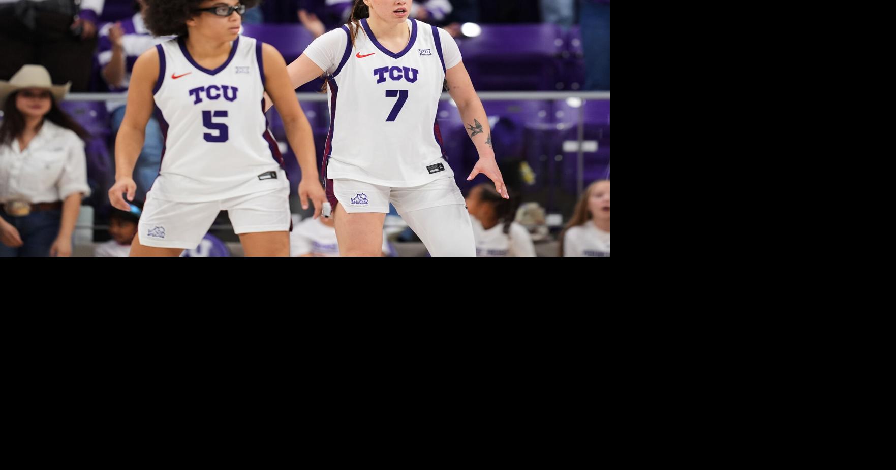 Marta Suarez hits a 3 as time expires to lift No. 10 TCU women over West Virginia 51-50
