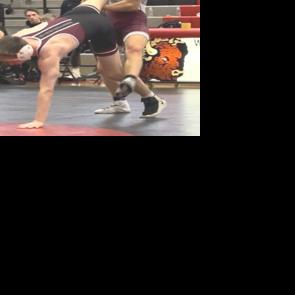 Wenner sets career wins mark for Berries