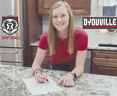 Reynolds headed to D'Youville