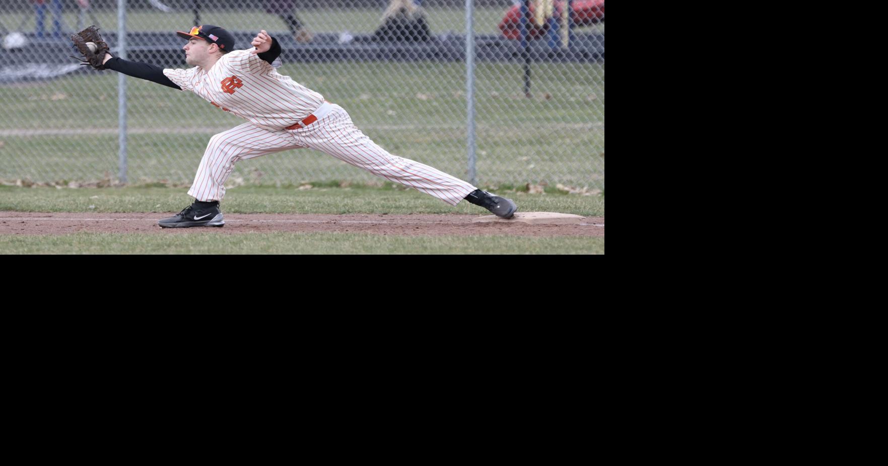 Knights rally past Cards | Local Sports | thederrick.com
