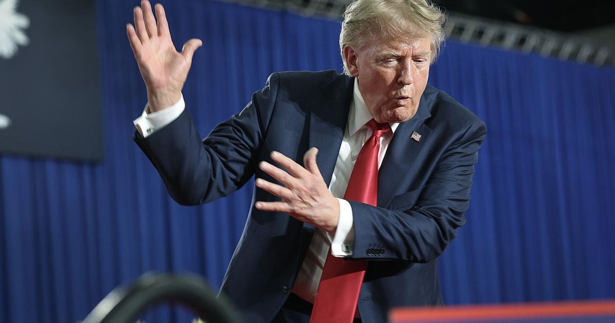 Trump loses bid to move NY hush money case to federal court Bob Van Voris and Patricia Hurtado, Bloomberg News Aug 28, 2026 46 mins ago