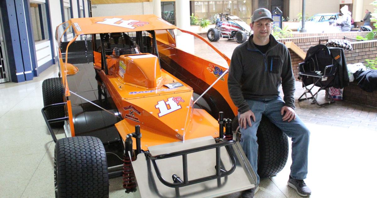 Brad Rapp | Features | thederrick.com